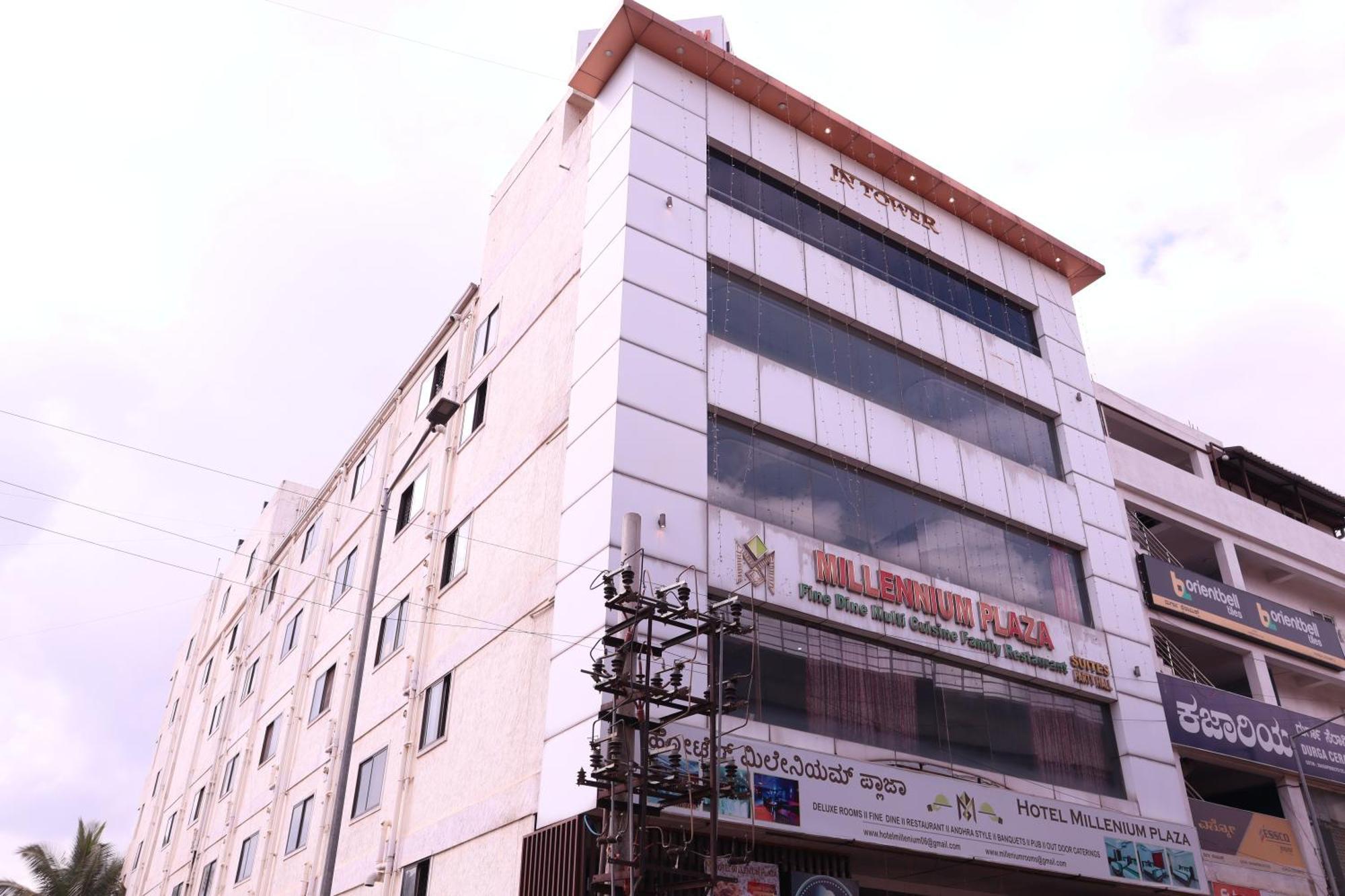 Millennium Plaza Hotel Kammasandra Exterior photo